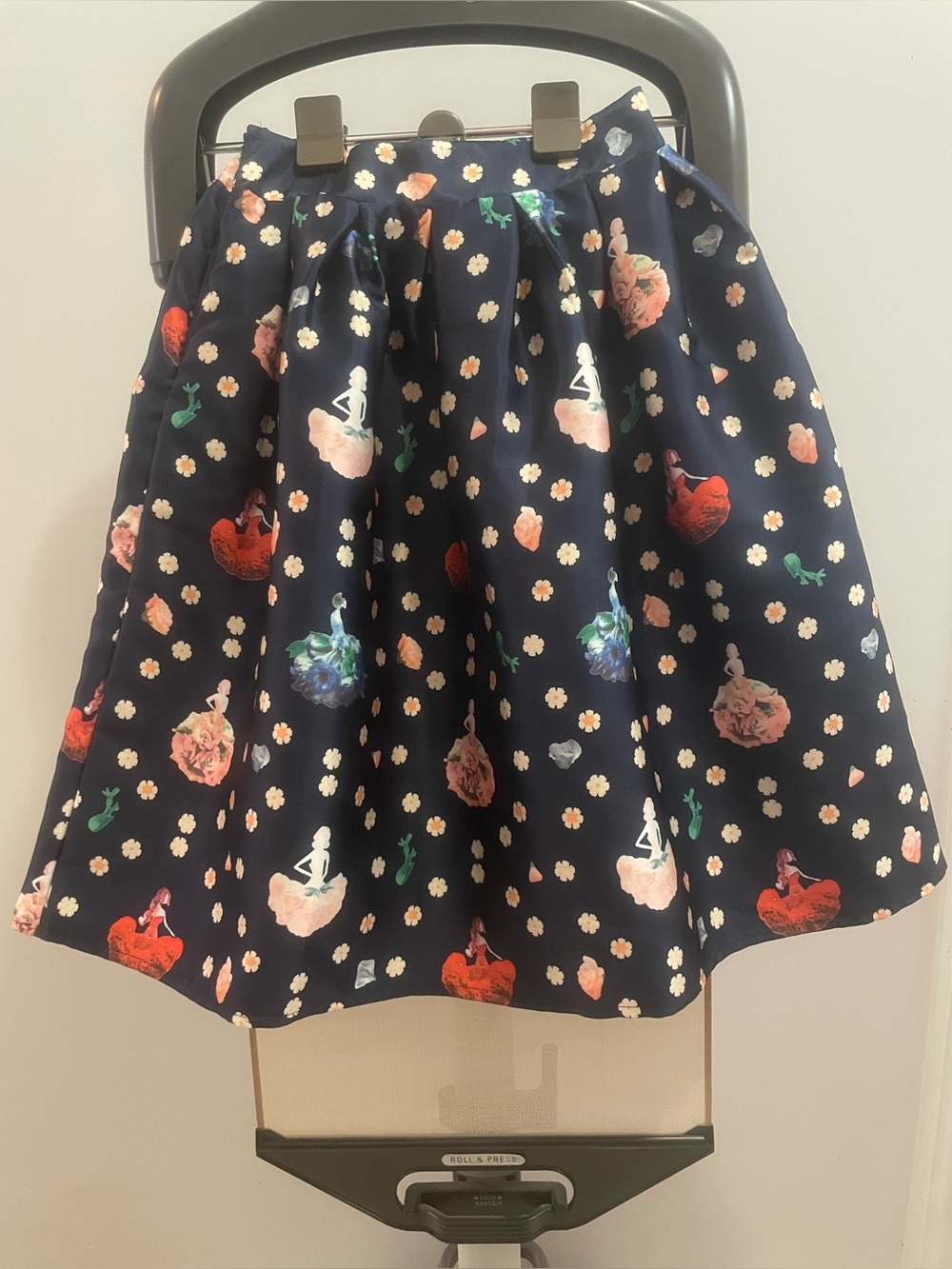 Women’s Navy Floral Print Full Skirt
